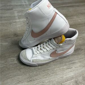 Nike Blazers Women's White and Baby Pink Sneakers size 8.8